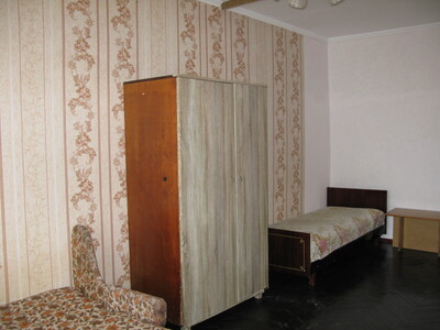 Сдается 1-ая квартира, Деснянский р-н, Лесной массив, м. Лесная или  м. Черниговская.