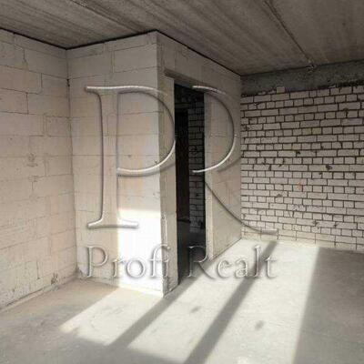Продам 1-к квартиру Бориспільський, Бориспіль, Головатого вулиця, 71А
