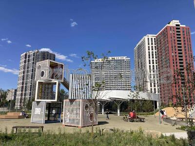 ЖК Варшавський плюс продам простора двокімнатна квартира 66м²