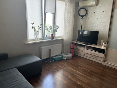продається 1-кімнатна квартира в сучасному будинку