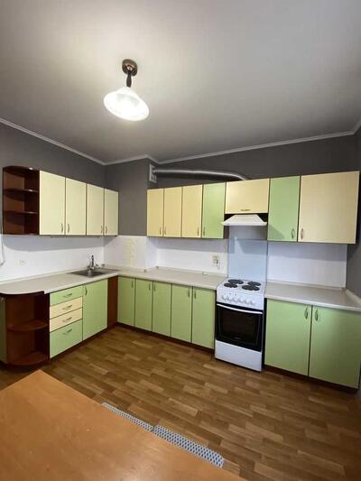 Сдам долгосрочно 2-к квартиру Киев, Дарницкий, Елены Пчилки ул., 4
