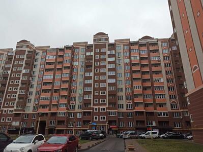 Продам 2-к квартиру Бучанський, Софіївська Борщагівка, Соборна, 105в