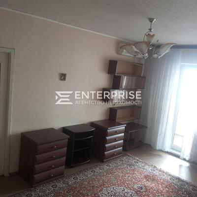 Продам 1-кімнатну квартиру, Ореста Васкула вул., д. 49, Святошинський район, Київ