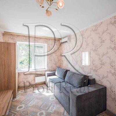 Продам 1-к квартиру Київ, Святошинський, Генерала Наумова вул., 19