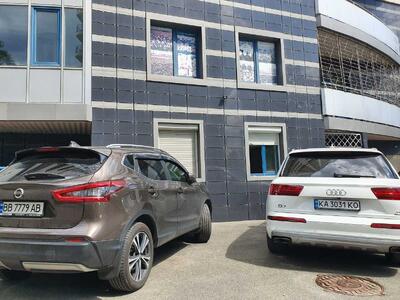 Продам офісне приміщення Київ, Святошинський, Перемоги просп., 131