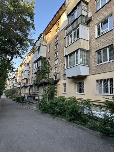 2-кімнатна, Юлії Здановської вул. (Михайла Ломоносова), 21/16, Голосіївський