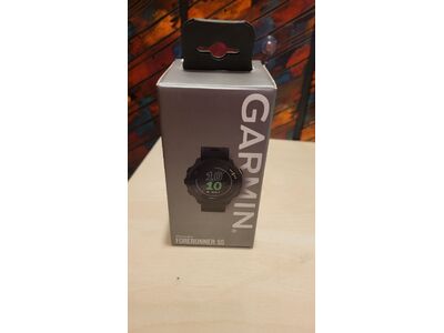 Смарт-годинник Garmin Forerunner 55 Black 