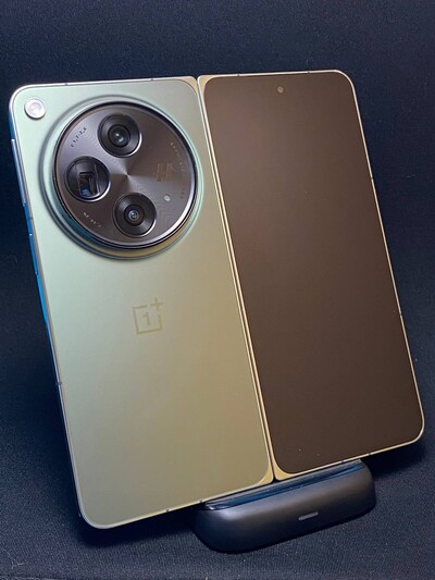 Смартфон OnePlus Open 16/512GB emerald dust Глобальна версія на 2 Сім