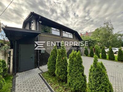 Продаж будинку з ремонтом в Подільському районі Виноградарь