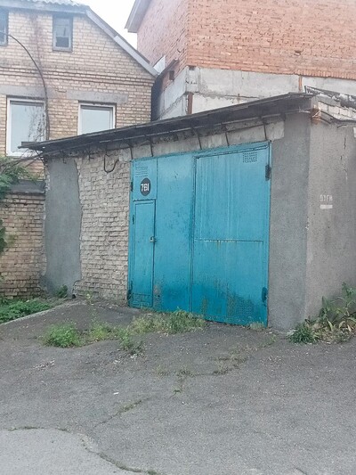 гараж в кооперативі, недалеко Севастопольська пл.