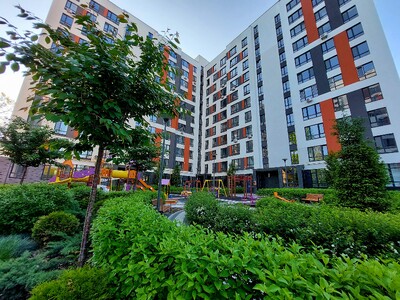 Видова 2-кімнатна в центрі Ірпеня "Нові Метри Центр", є Кладовка