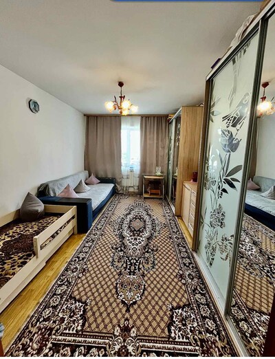 Продаж 3к квартири 69.8 кв. метро Позняки Срочно!!!