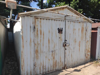 Продам гараж знаходиться в Кооперативі Локомотив