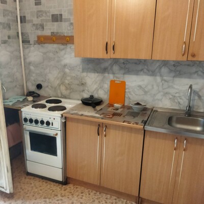Здам 1к.Деснянський,Троєщина,вул.Рейгана 26.полупуста.