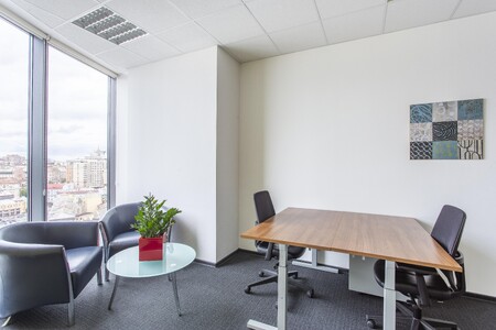 Повністю готовий офіс для 5 осіб у Regus Gulliver