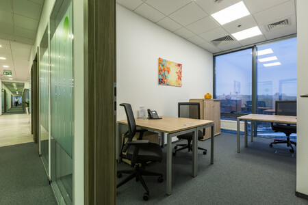 Гнучкий професійний офісний простір у Regus Silver Breeze