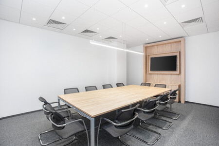 Сучасний офіс відкритого планування для 10 осіб у Regus Silver Breeze