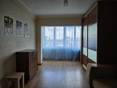 Здається однокімнатна квартира. Деснянський район, вулиця Кубанської України (Маршала Жукова), 45