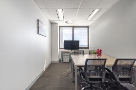Гнучкий професійний офісний простір у Regus Avenue 53