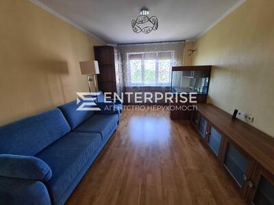 Продаж 3к. квартири, ремонт, метро, вул.Ромоданова, Шевченківський р-н