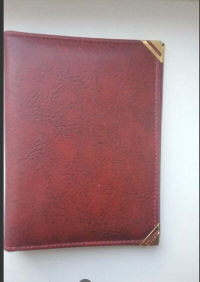 Обложка для справочника, кожзаменитель, в наличии 4 штуки