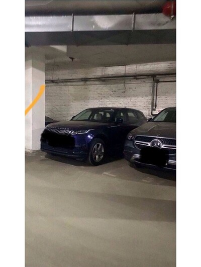 Продам паркоместо, ул. Коновальца (Щорса) 32 Г