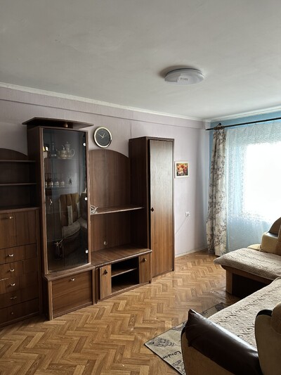 Продаю 2-кімнатну квартиру. ВЛАСНИК. Без комісії. Борщагівка, вул. Жуля Верна, 13А