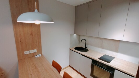 1-кімнатна квартира-студія у новобудові в довгострокову оренду