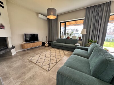 Новий будинок 132 кв.м. на 10 сотках у Києві (Віта-Литовська, база Динамо)