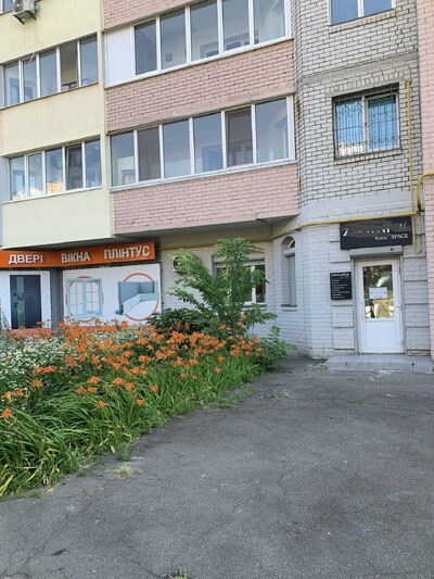 Комерційне приміщення 97 м.кв центр В оренді 1,5 роки