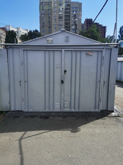 Продаю оновлений гараж в ідеальному стані