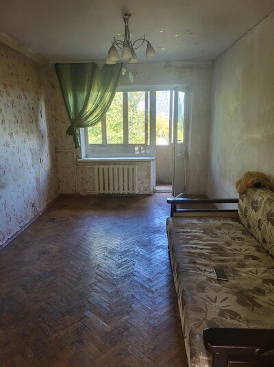 Продаж 2к. Івана Виговського вул. Маршала Гречка) 20