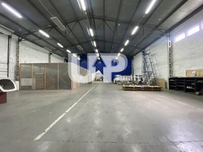 Оренда складу в Дарницькому районі.