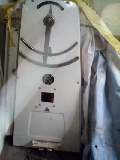 продам тісторозкатну машину напівавтомат