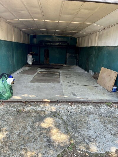 Продам приватний металевий гараж