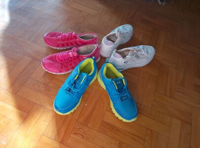 Взуття спортивне майже нове 3 шт. 600 гривень