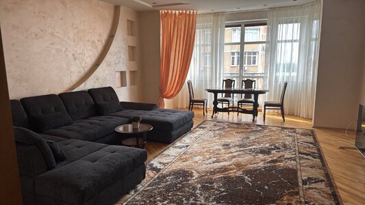 3-кімнатна квартира оренда Печерськ Коновальця