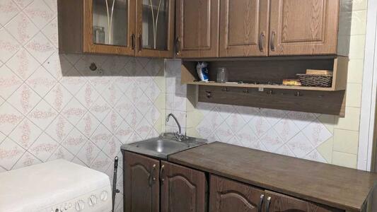 Продам 3-к квартиру Київ, Дарницький, Вірменська вул., 11