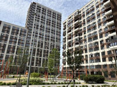 Варшавський 2 Продам готова трикімнатна квартира другий поверх Без%