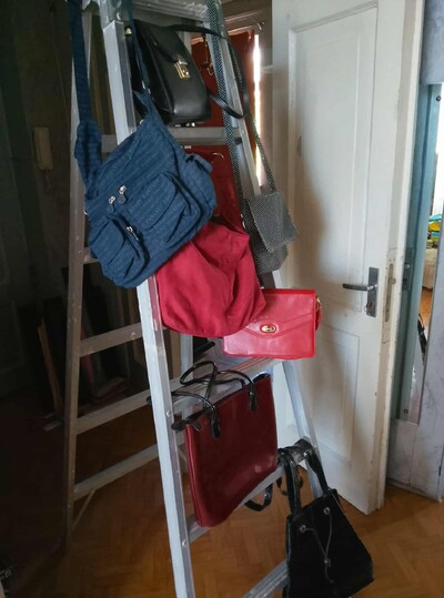 жіночі сумки б/в у хорошому стані 300 грн. штука