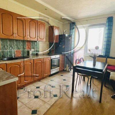 Продам 2-к квартиру Київ, Дарницький, Харківське шосе, 56
