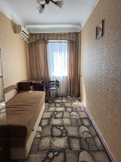 2-кімнатна квартира в тихому районі