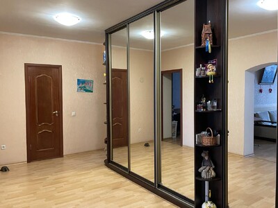 3-кімнатна квартира біля м.Святошин