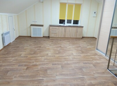 Оренда офісу на вул. Мрії (Туполева), Нивки, ремонт, резервний інтернет, генератор.