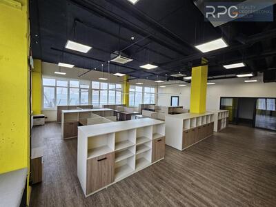 Сдам офис в офисном центре Київ, Борщагівська вул.