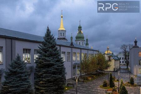 Сдам офис в офисном центре Київ, Лаврська вул.