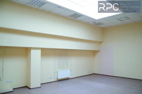 Сдам офис в офисном центре Київ, Героїв Космосу вул.