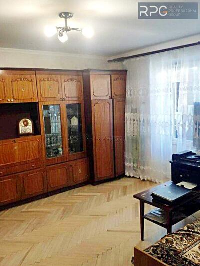 Продаж 3 кім.кв., Лівобережна, вул. А. Шептицького 3Г