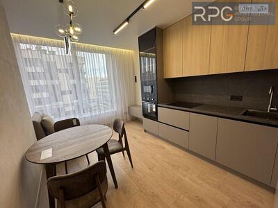 Продам квартиру ЖК Варшавский 2 Київ, Олександра Олеся вул.