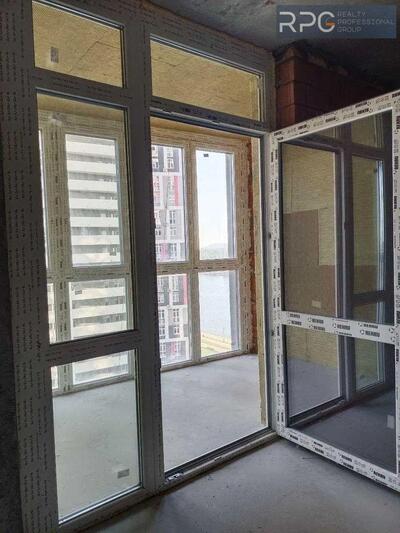 Продам квартиру ЖК Русановская Гавань Київ, Євгена Маланюка вул.